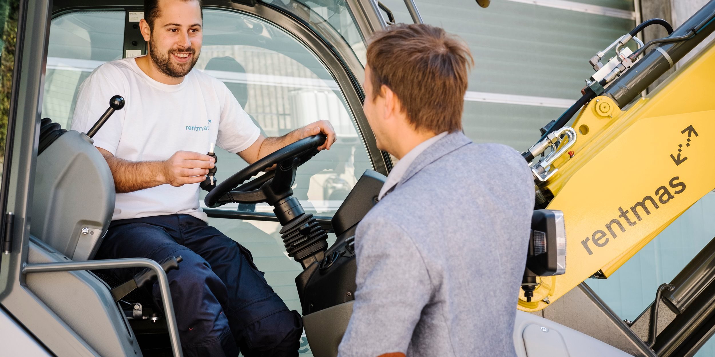 r6kBHFXg rentmas macchine tempo