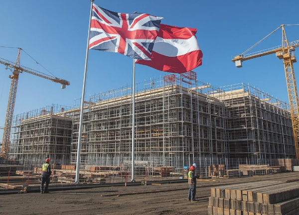 Ein britisches Unternehmen, das Rechenzentren baut, hat seine Ausrüstung über rentmas besorgt.